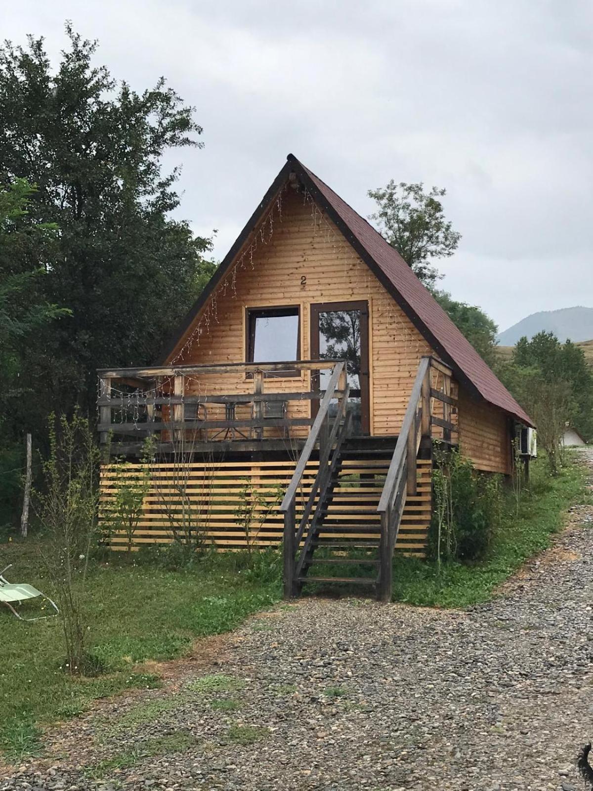 Cabanele Lu' Dinu Куртя-де-Арджеш Экстерьер фото